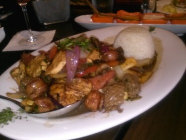 Pollos y Jarras (A Review)