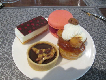 Brunch at La Gloutonnerie