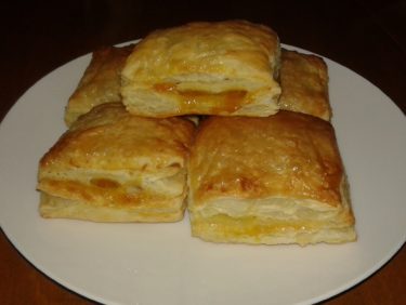 Mango and Cheese Pastries (Pastelitos)